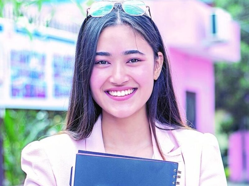 about15971110201597300159